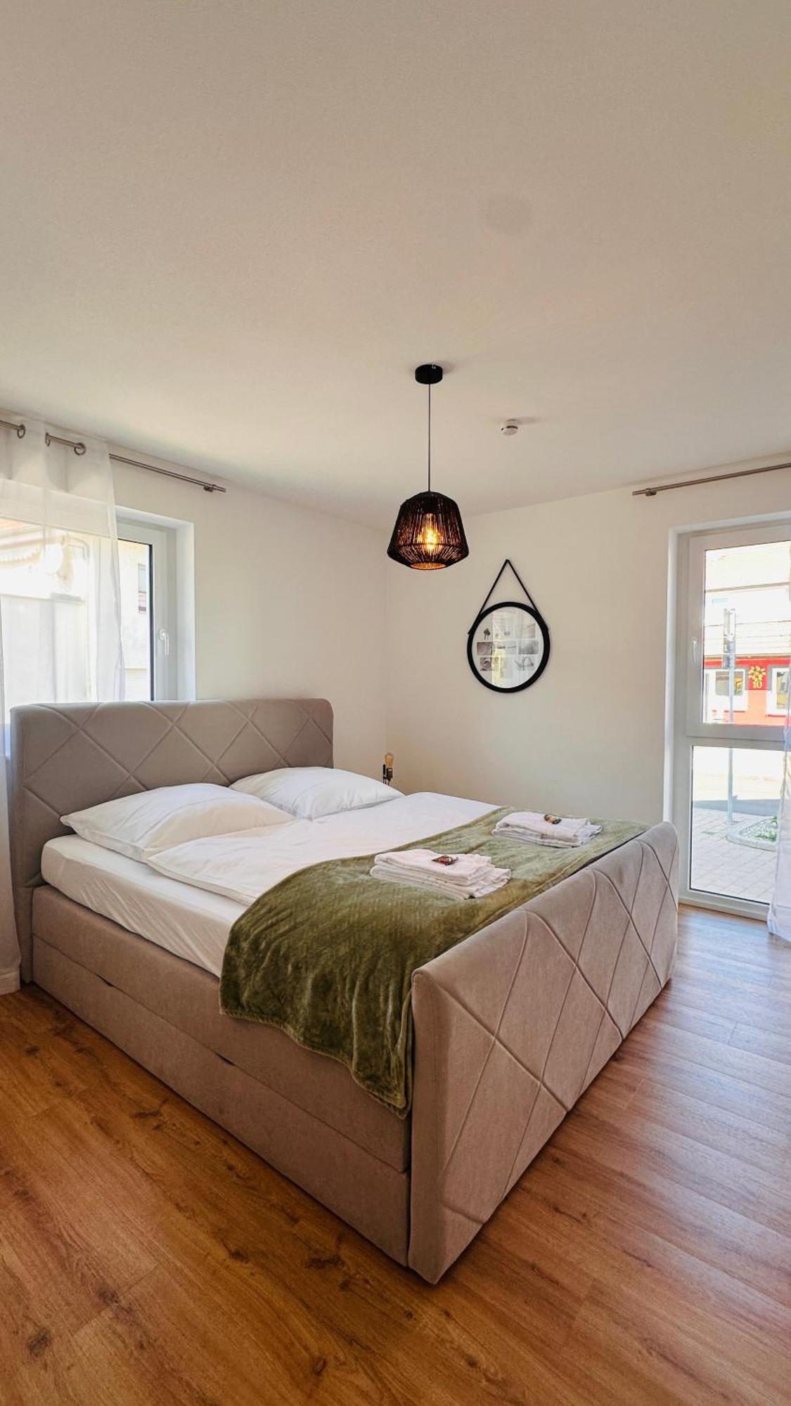 Amao-Pearl I Comfort Suite I 94Qm I Kingsize-Bett I Exklusiv Mit Balkon & Tiefgarage I Aufzug Offenburg Zewnętrze zdjęcie