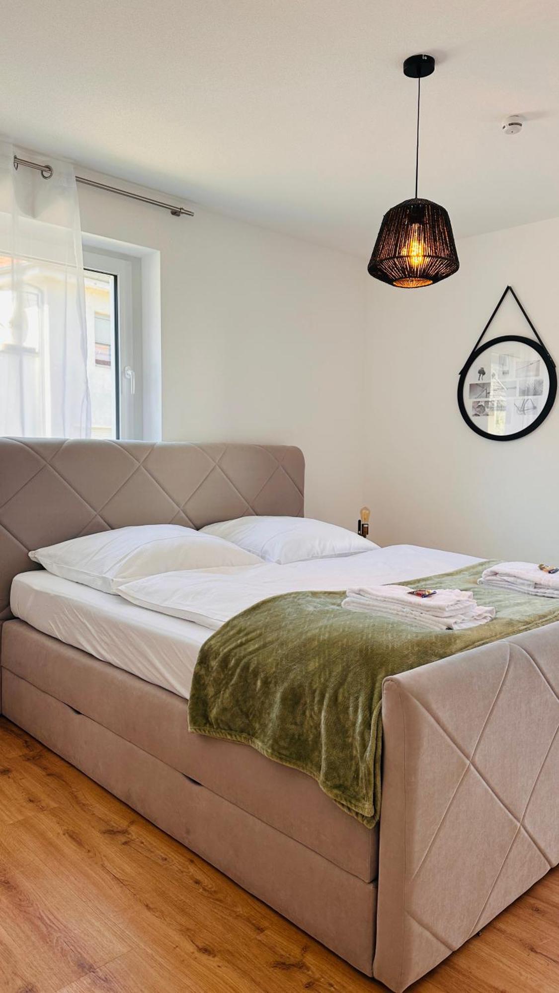 Amao-Pearl I Comfort Suite I 94Qm I Kingsize-Bett I Exklusiv Mit Balkon & Tiefgarage I Aufzug Offenburg Zewnętrze zdjęcie